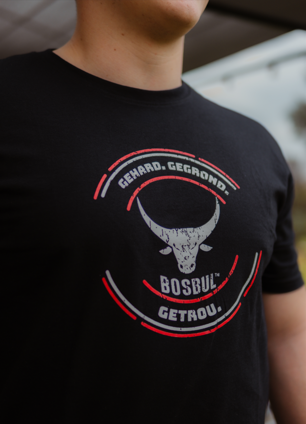 T-SHIRT BOSBUL BLACK ROUND CREAM RED